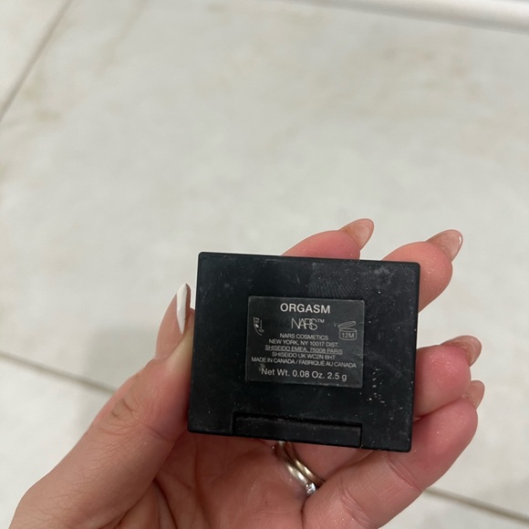 NARS Orgasm Blush - Picture 2 of 3